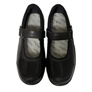 Black Women's Flats by Easy Spirit